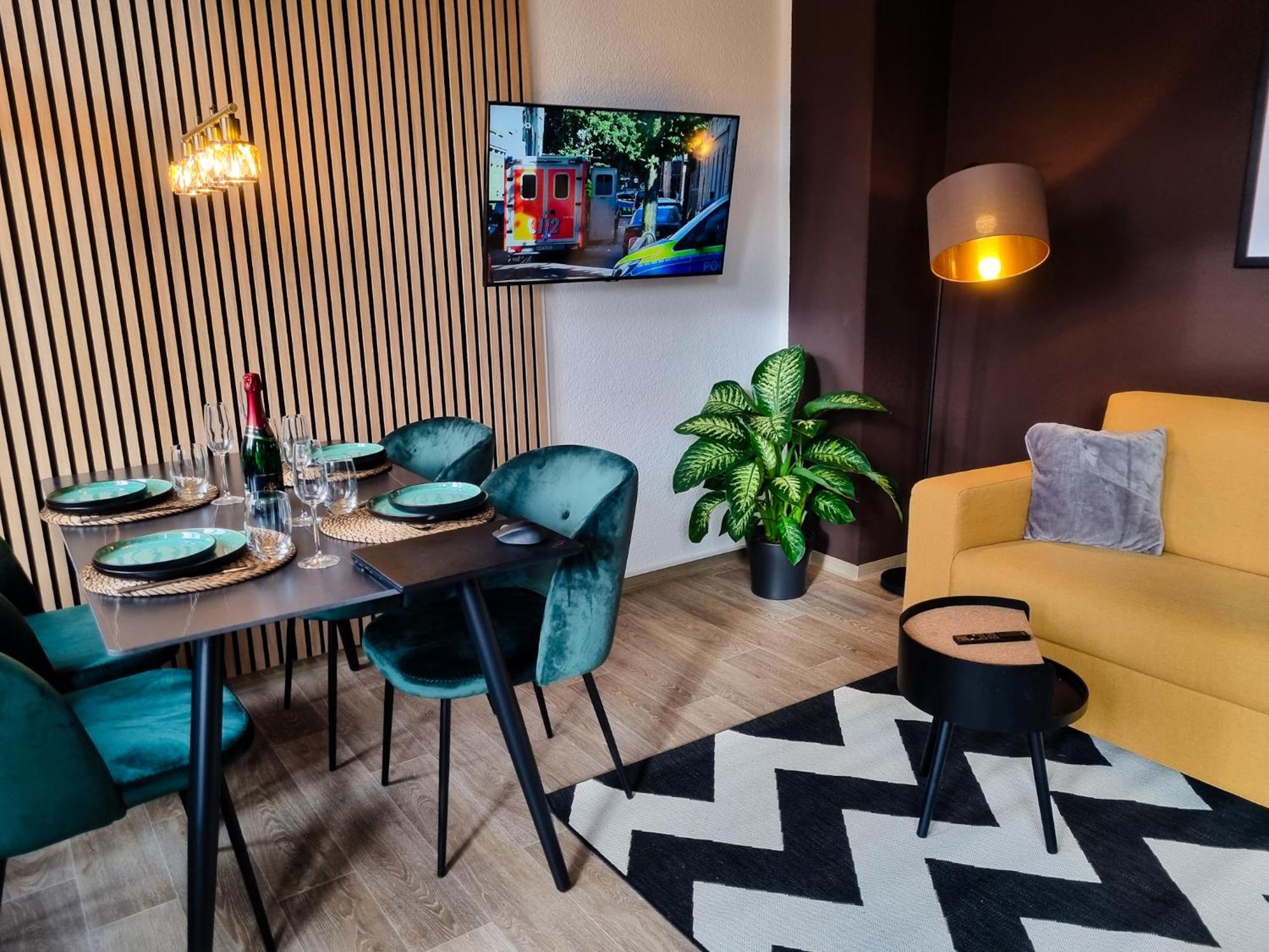 Maremar - Design Maisonette Altstadt - 4 Pers - 57Qm - Luxus Boxspringbett - Kueche - Arbeitsplatz - Privater Parkplatz Greiz Eksteriør bilde